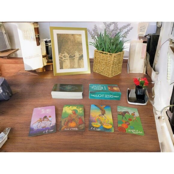 The Light Seers Tarot Deck  78 Cards  Healing Tool To Explore Light & Shadow Asp - Picture 6 of 9